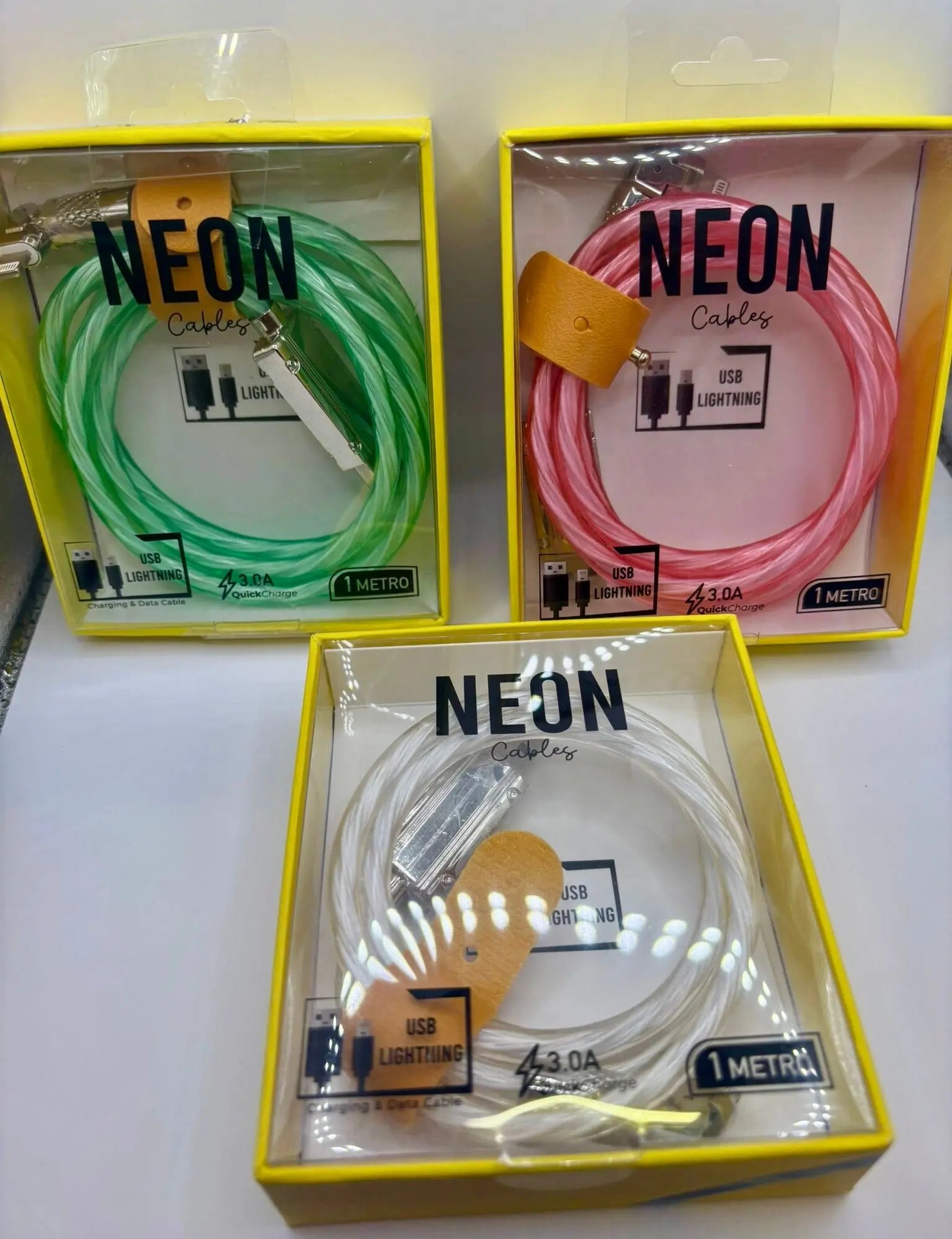 Neon - Cavo di ricarica e cavo dati CT Creative