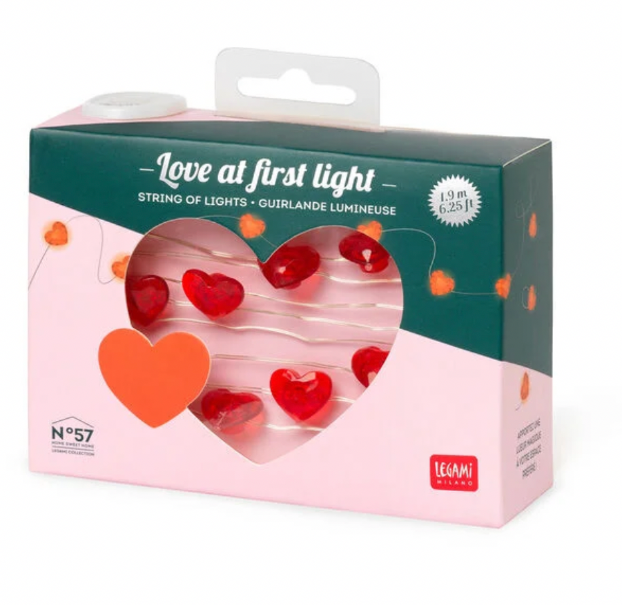 Filo di luci a LED a forma di cuore ￼