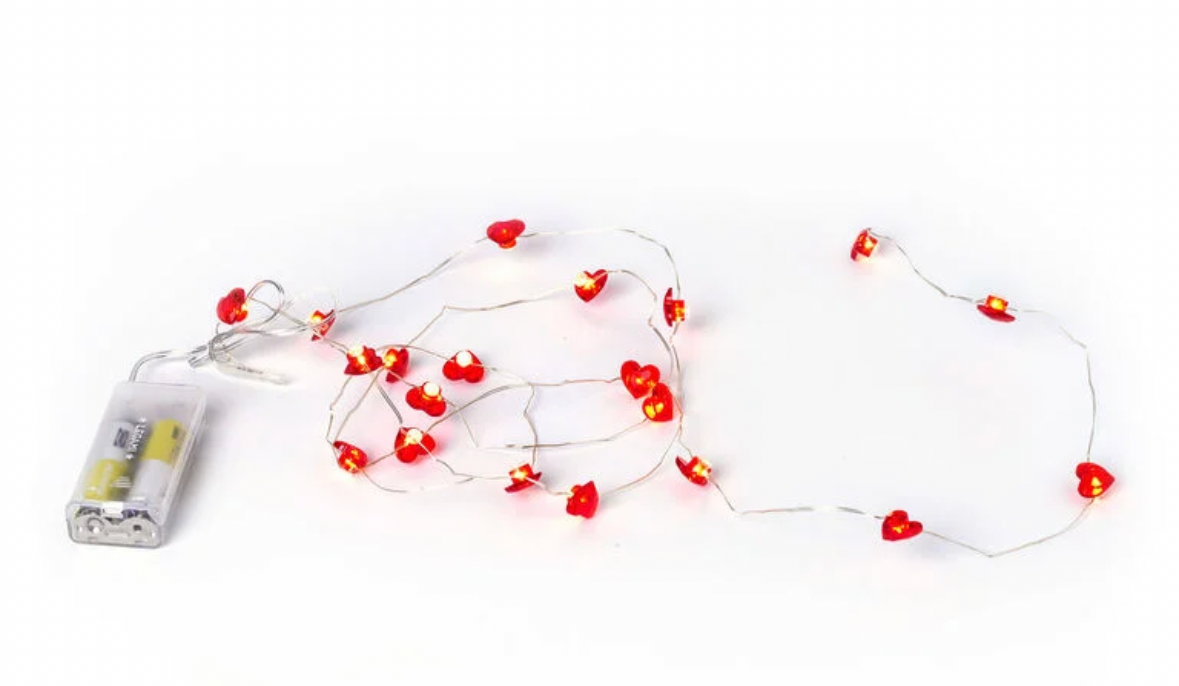 Filo di luci a LED a forma di cuore ￼